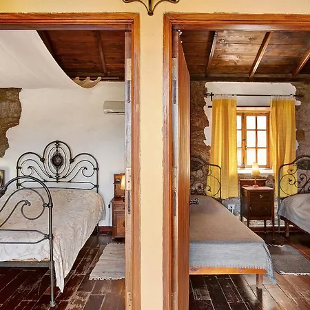 Villa House Sleeps6-parking-garden-pool In Summer-pet